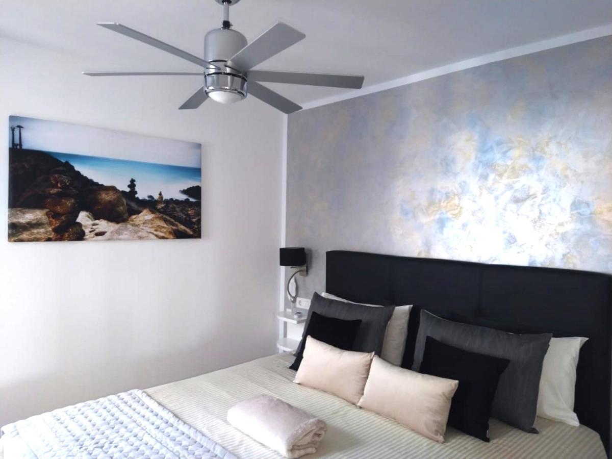 Apartment Portonovo Paraiso II - Sea View - Swimming Pool - Good Wifi - Old Town Puerto del Carmen  Esterno foto