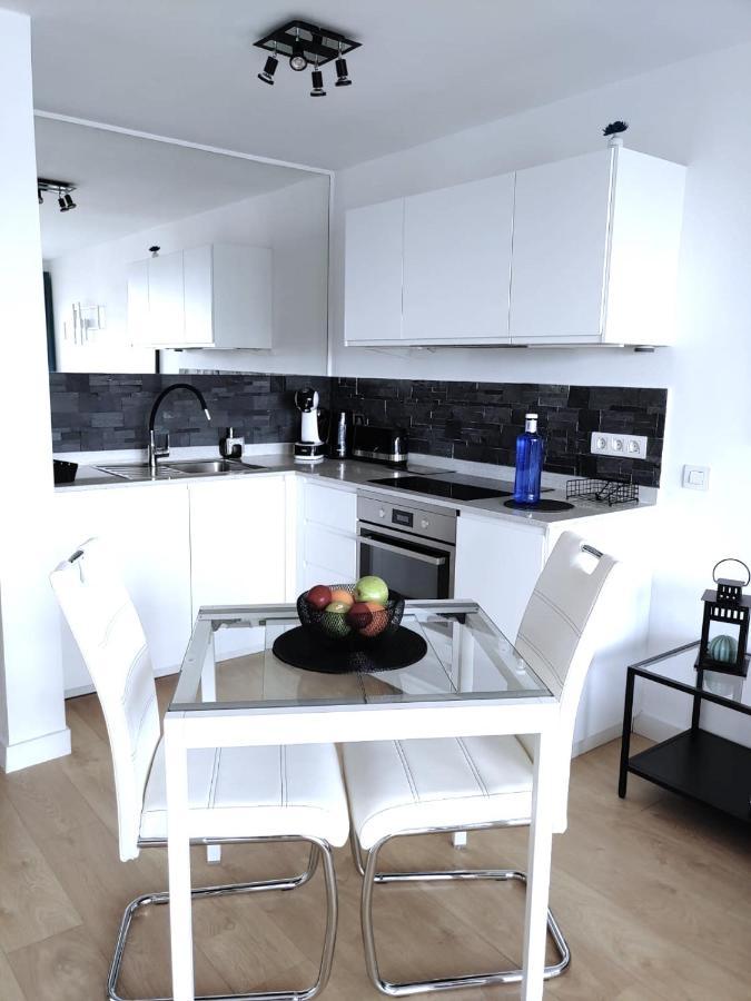 Apartment Portonovo Paraiso II - Sea View - Swimming Pool - Good Wifi - Old Town Puerto del Carmen  Esterno foto